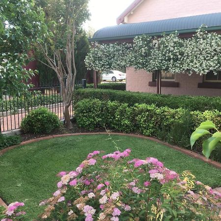 Country Apartments Dubbo Exterior foto