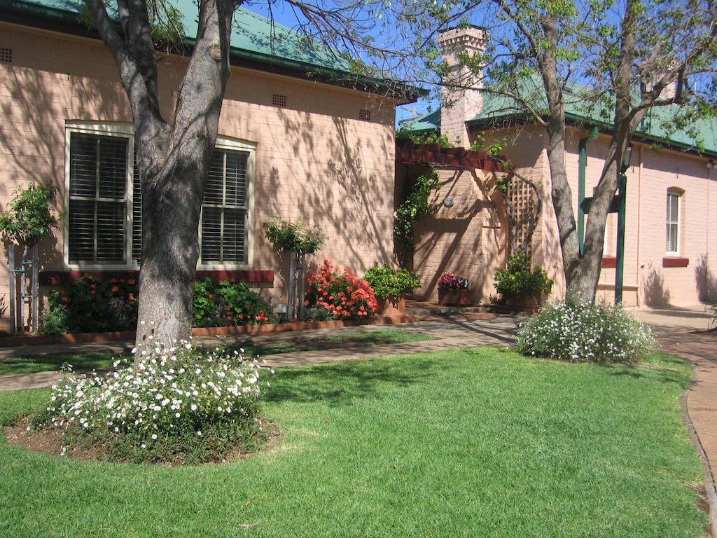 Country Apartments Dubbo Exterior foto